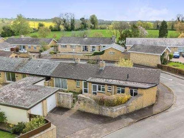 House for sale in Kings Sutton, Northamptonshire