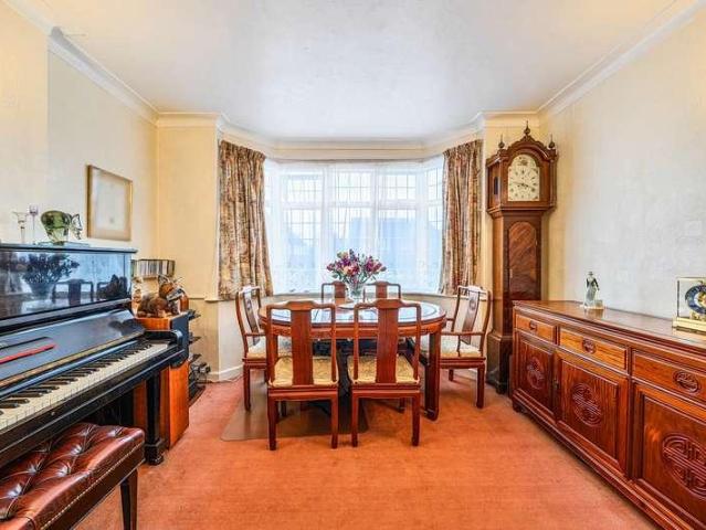 House for sale in Northwood, Greater London