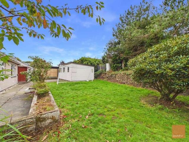House for sale in Carharrack, Cornwall