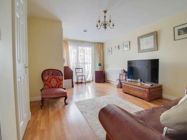 House for sale in Wallands Park, Lewes