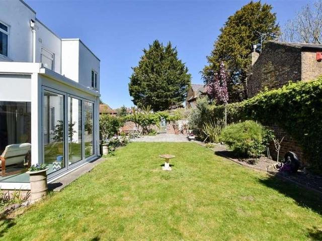 House for sale in St. Lawrence, Acol