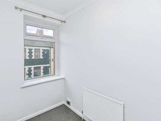 House for sale in Gibbonsdown, Barry