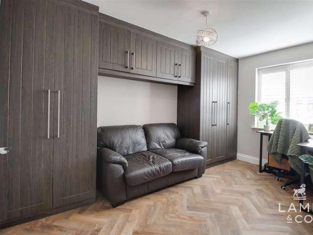 House for sale in Frinton and Walton, Dale Hill