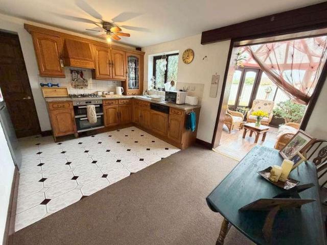 House for sale in Amblecote Bank, Stourbridge