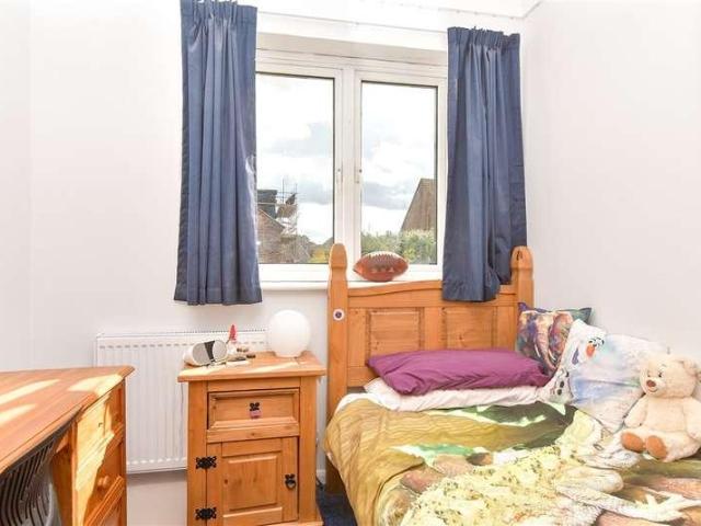 House for sale in Hook Green, Hamerton