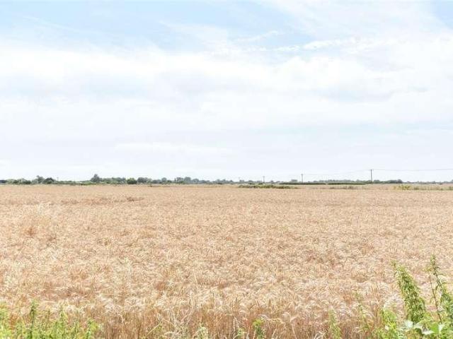 House for sale in Folkestone, Kent