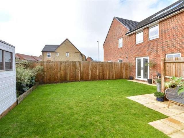 House for sale in Pineham, Dover