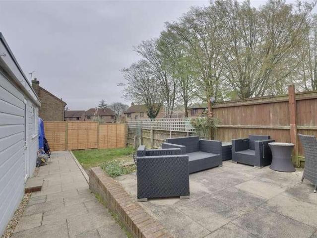 House for sale in Spring Vale, Hampshire