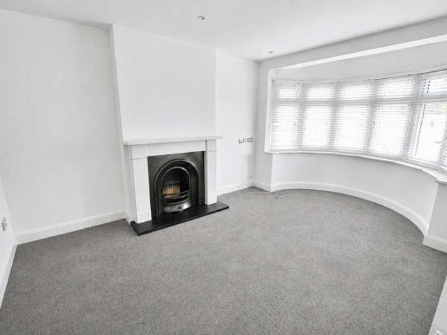 House for sale in Thundersley, Essex