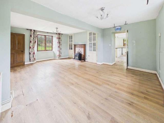 House for sale in Newton Poppleford and Harpford, Budlake