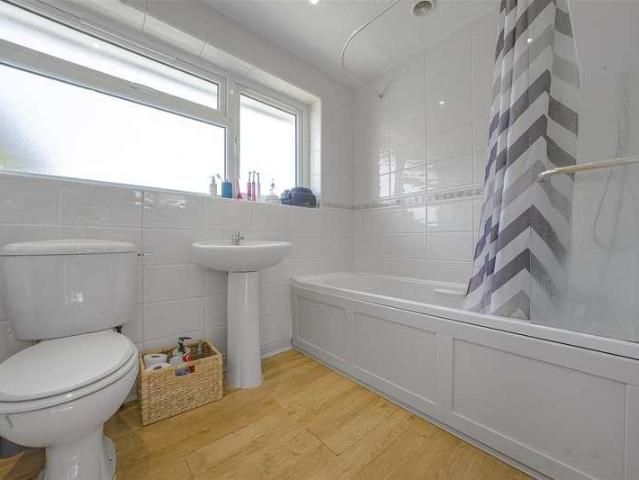 House for sale in Windsor, Dedworth