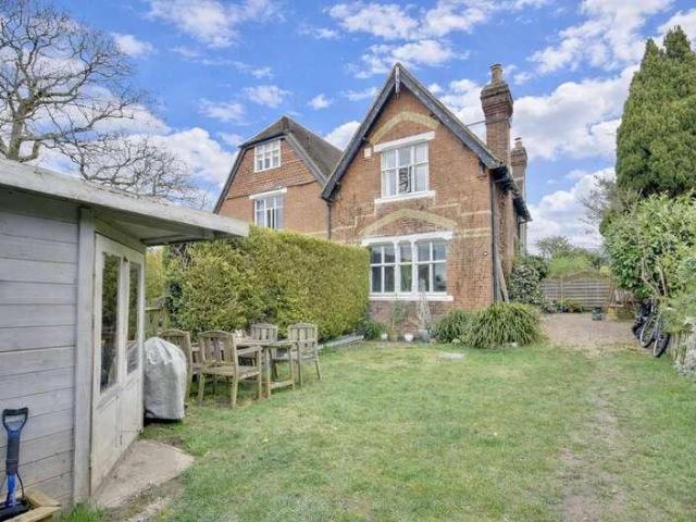 House for sale in Heathlands, East Sussex