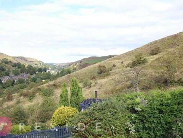 House for sale in Clough, Burnedge