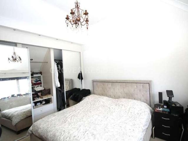 House for sale in New Malden, New Malden