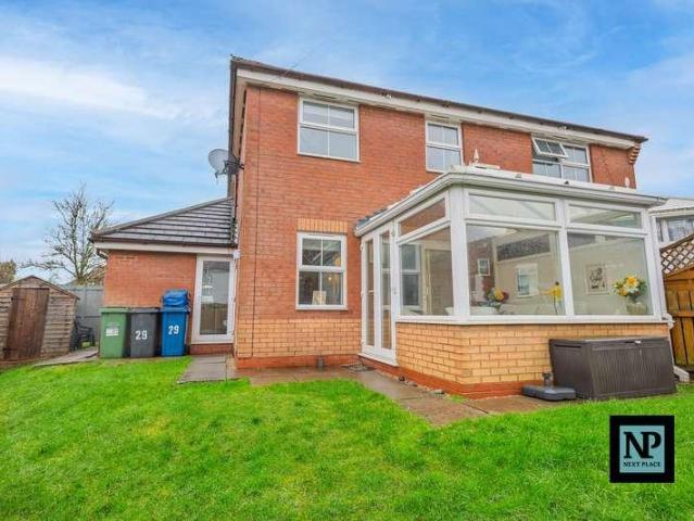 House for sale in Kettlebrook