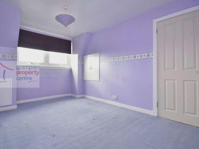 House for sale in Lhanbryde, Scotland