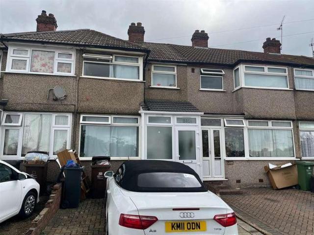 House for sale in Dagenham, Greater London