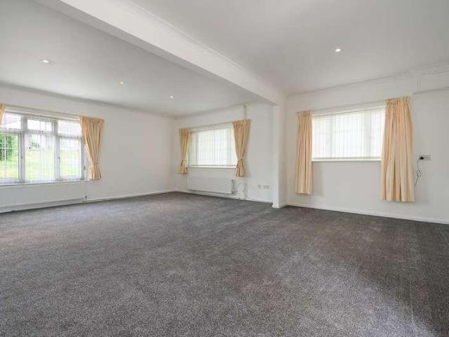 House for sale in Trewen