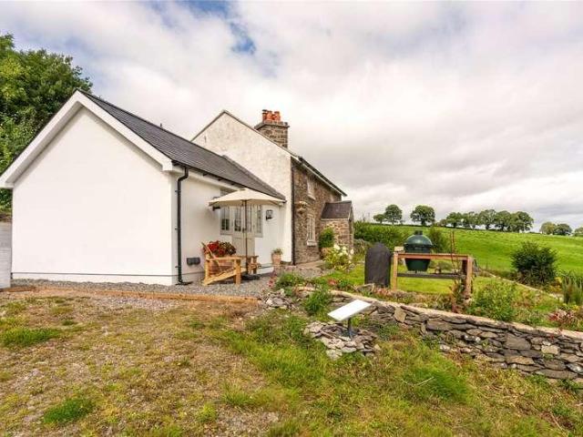 House for sale in Betws yn Rhos, Wales
