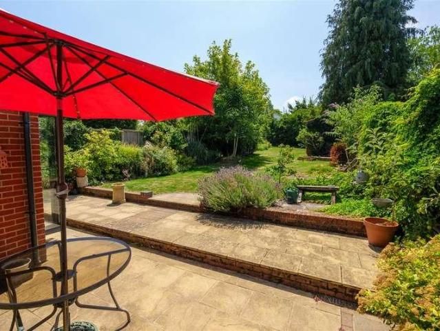House for sale in Oad Street, Kent