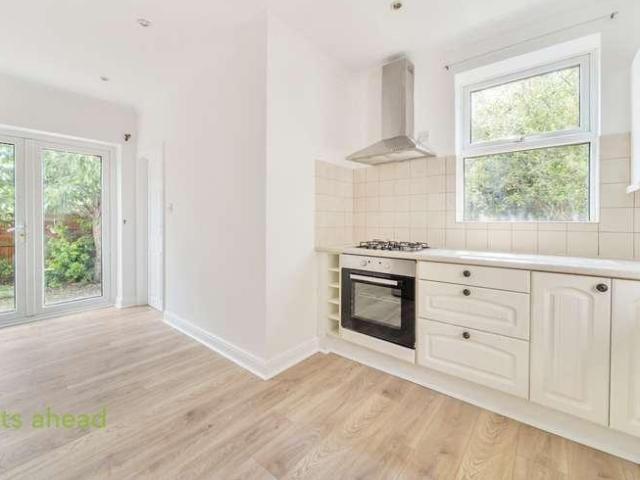 House for sale in London Borough of Croydon, Thornton Heath