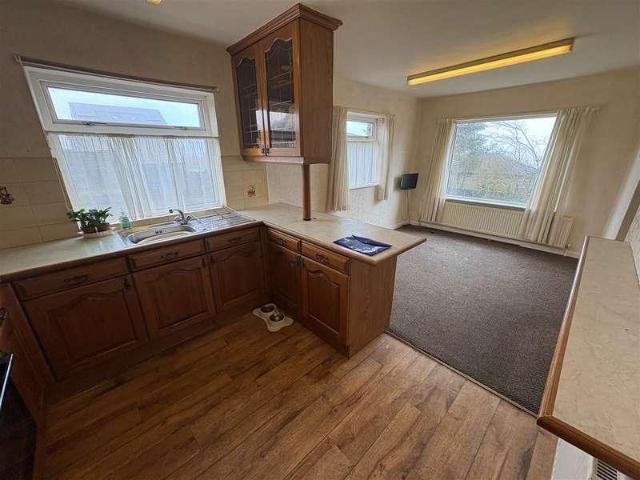 House for sale in Queensbury, West Yorkshire