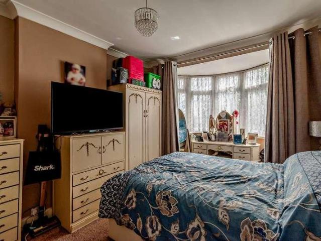 House for sale in Blackfen, Greater London