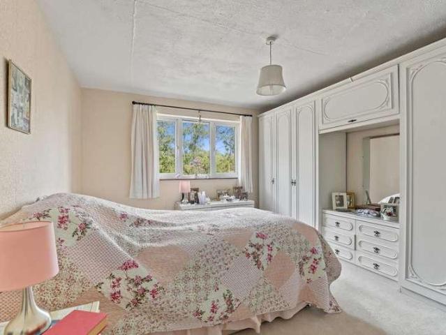 House for sale in Brookmans Park, Welwyn Hatfield