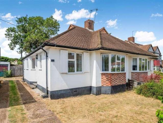 House for sale in The Wells, Surrey