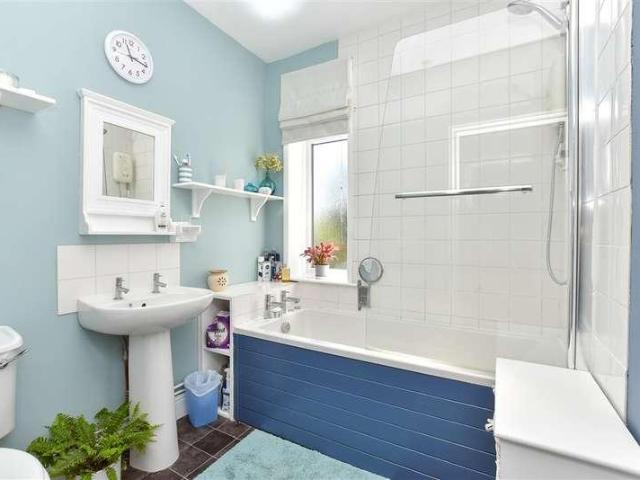 House for sale in Minster-on-Sea, Oad Street