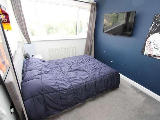 House for sale in Baildon, West Yorkshire