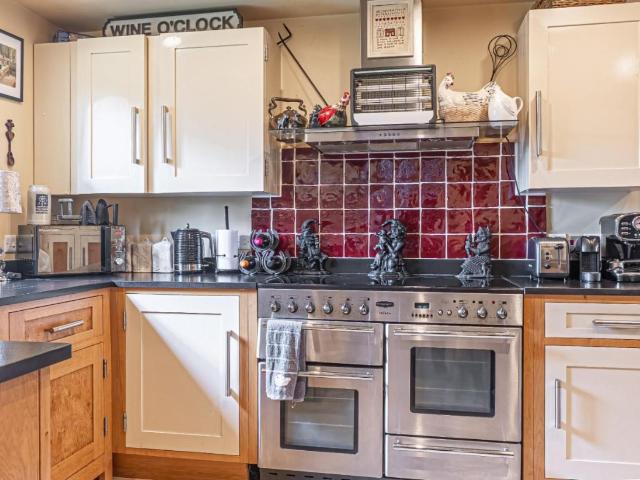 House for sale in Mentmore, Ledburn