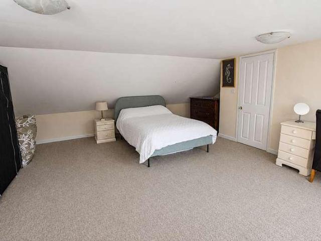 House for sale in West Hill, Budlake
