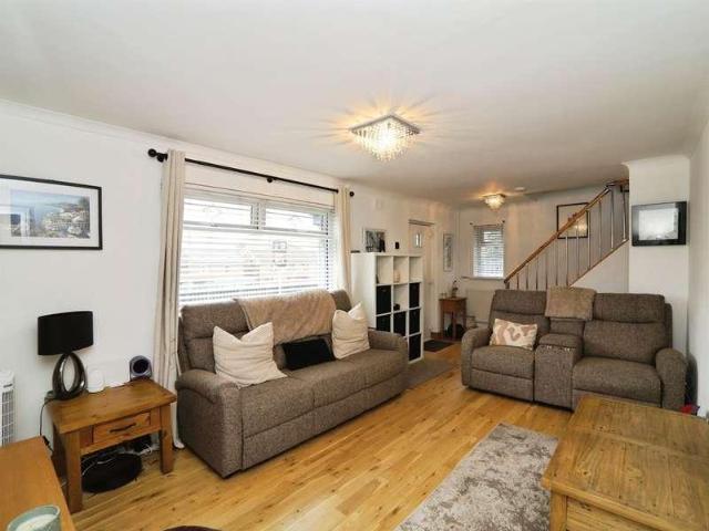 House for sale in Penyrheol, Caledfryn