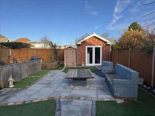 House for sale in Waltham, North East Lincolnshire