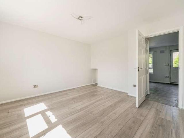 House for sale in Blackbird Leys, The Slade