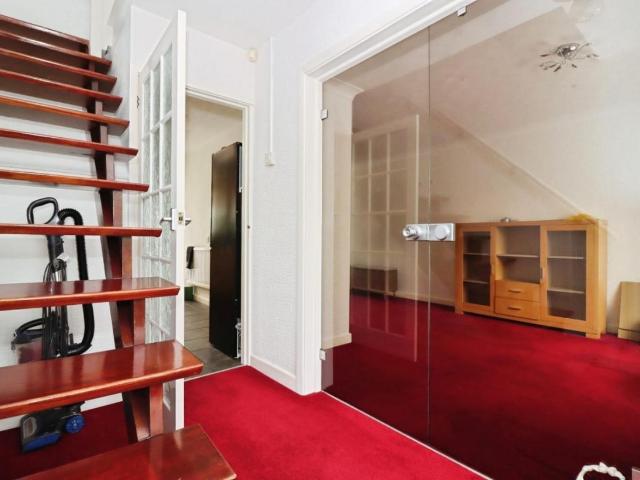 House for sale in Loundsley Green, East Midlands