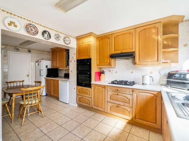 House for sale in Black Bourton, Oxfordshire