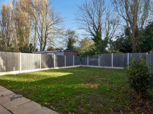 House for sale in North Shoebury, Alton Barnes