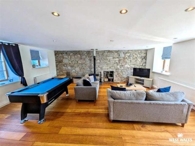 House for sale in Llansaint, Wales