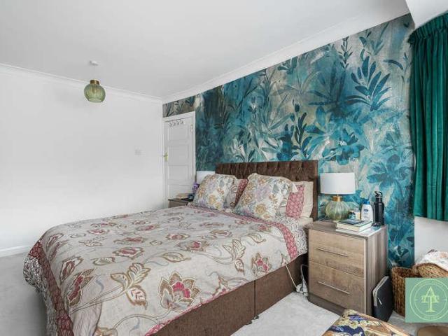 House for sale in Brunswick Park, Greater London