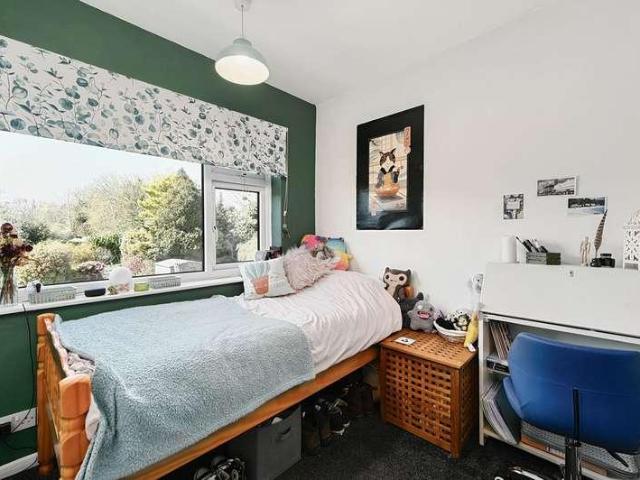 House for sale in Bybrook, Bridgefield