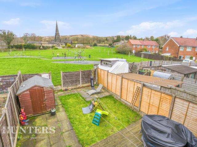 House for sale in Clough, Burnedge