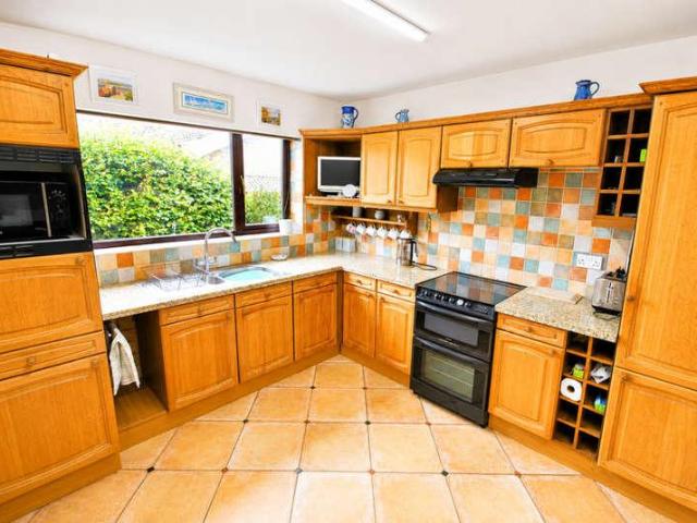 House for sale in Tickhill, South Yorkshire