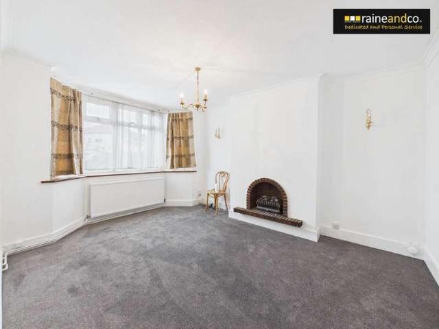 House for sale in Potters Bar, Hertfordshire