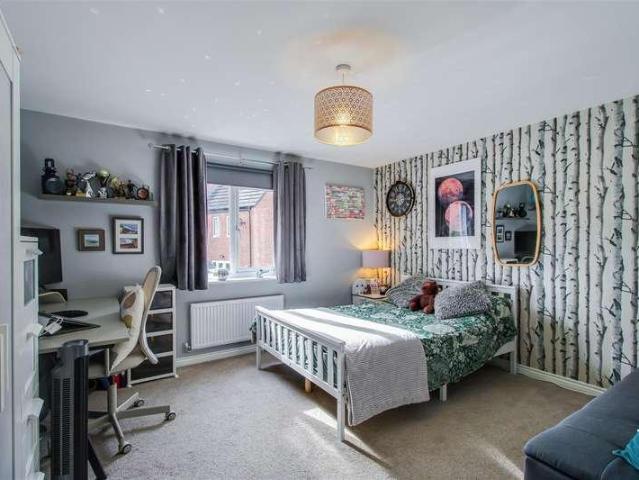 House for sale in Crigglestone, Wakefield