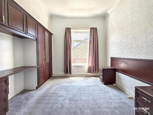 House for sale in Overthorpe, West Yorkshire