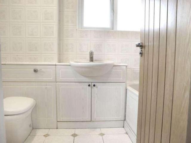 House for sale in Aston Clinton, Buckinghamshire