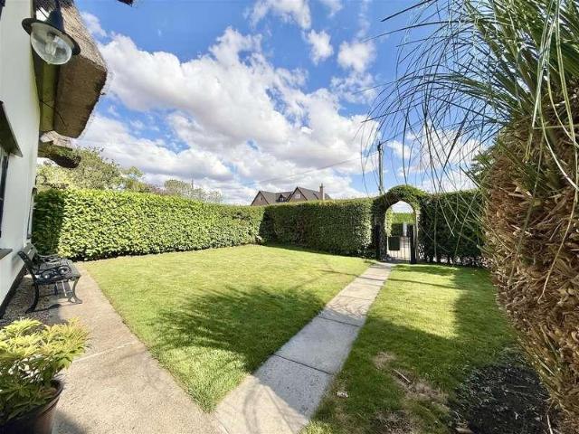 House for sale in Bedingfield, Suffolk