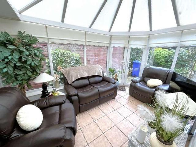 House for sale in Halesowen, West Midlands